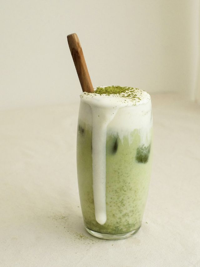 Green meal replacement smoothie to Glow your Skin